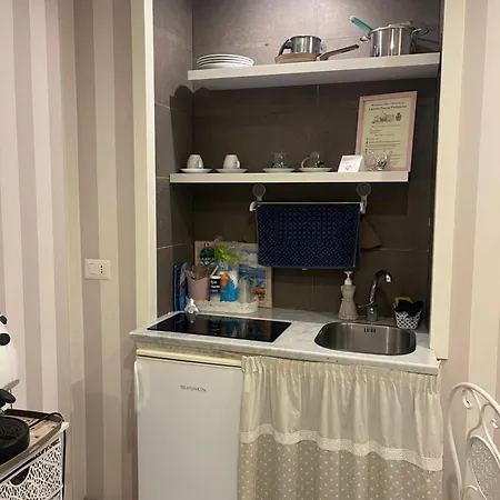 Pensionat Casetta Piazza Plebiscito 4*