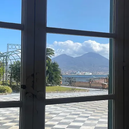 Casetta Piazza Plebiscito 4* Νάπολη