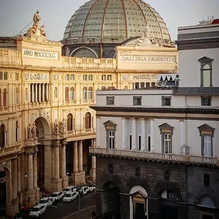 Πανσιόν Casetta Piazza Plebiscito 4*