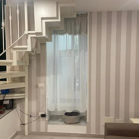 Gasthuis Casetta Piazza Plebiscito 4*