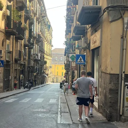 Casetta Piazza Plebiscito 4*