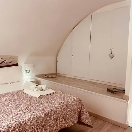 بيت ضيافة Casetta Piazza Plebiscito 4*