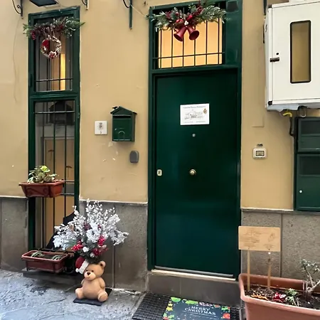 Casetta Piazza Plebiscito 招待所 那不勒斯