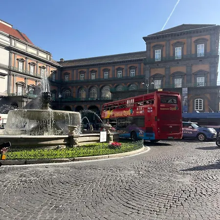 招待所 Casetta Piazza Plebiscito 那不勒斯