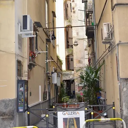 Casetta Piazza Plebiscito Gasthuis Napels