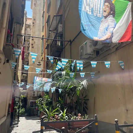 Casetta Piazza Plebiscito 4* נאפולי