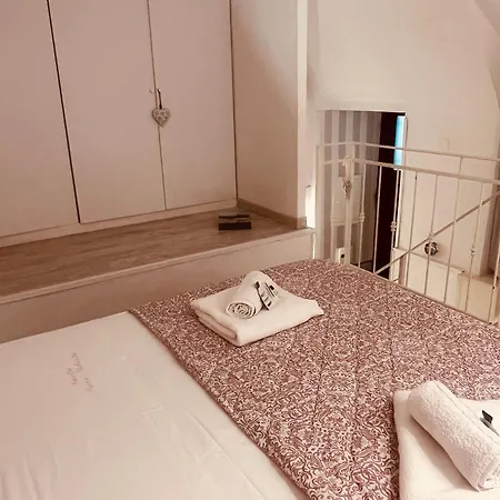 Casetta Piazza Plebiscito בית הארחה