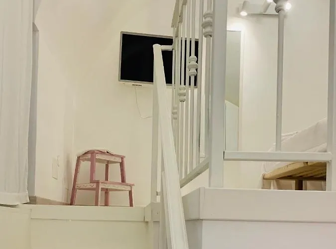 Casetta Piazza Plebiscito 4*